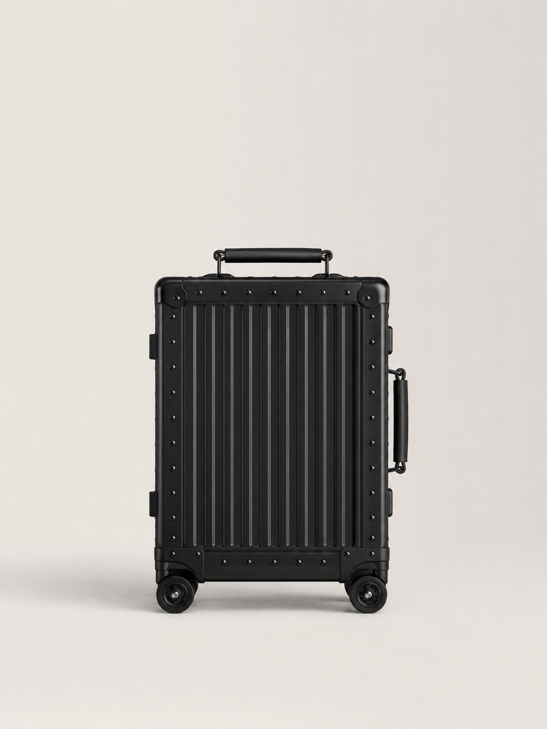 The Aluminum Carry-On Black