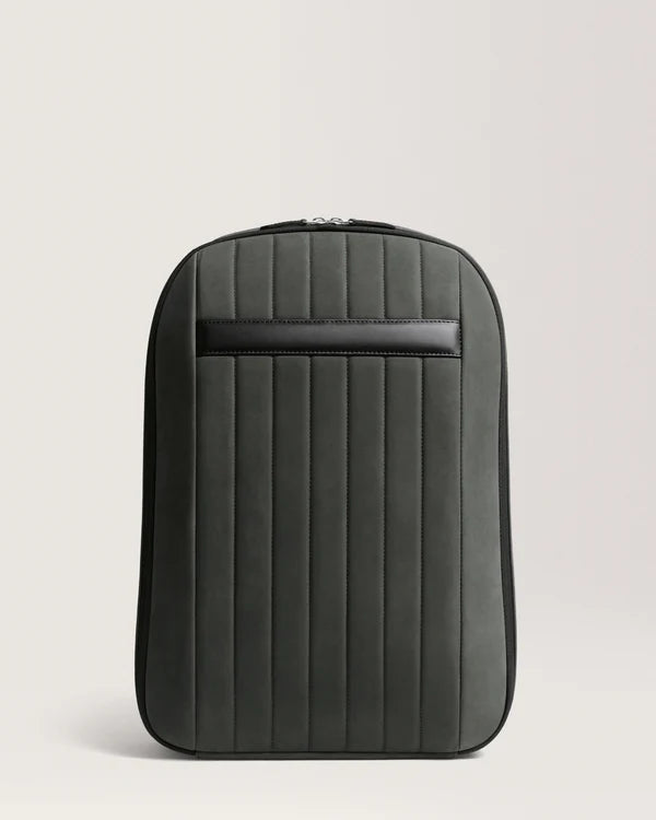 The Apex 72h Trevel Backpack Charcoal