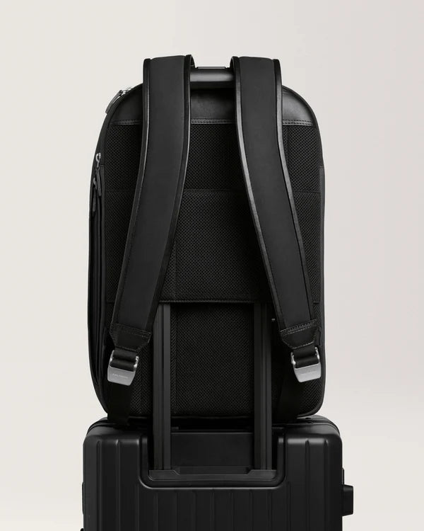 The Apex 72h Trevel Backpack Black