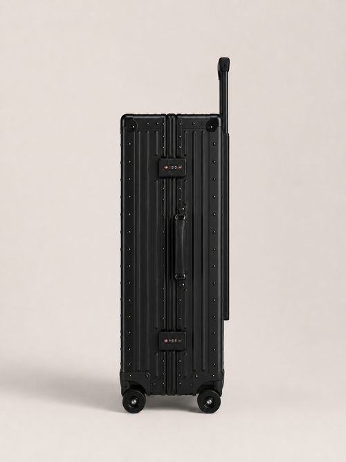 The Aluminum Check-In Black