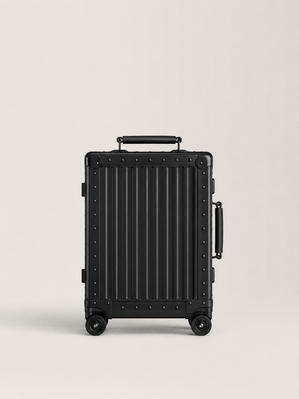 The Aluminum Carry-On Black