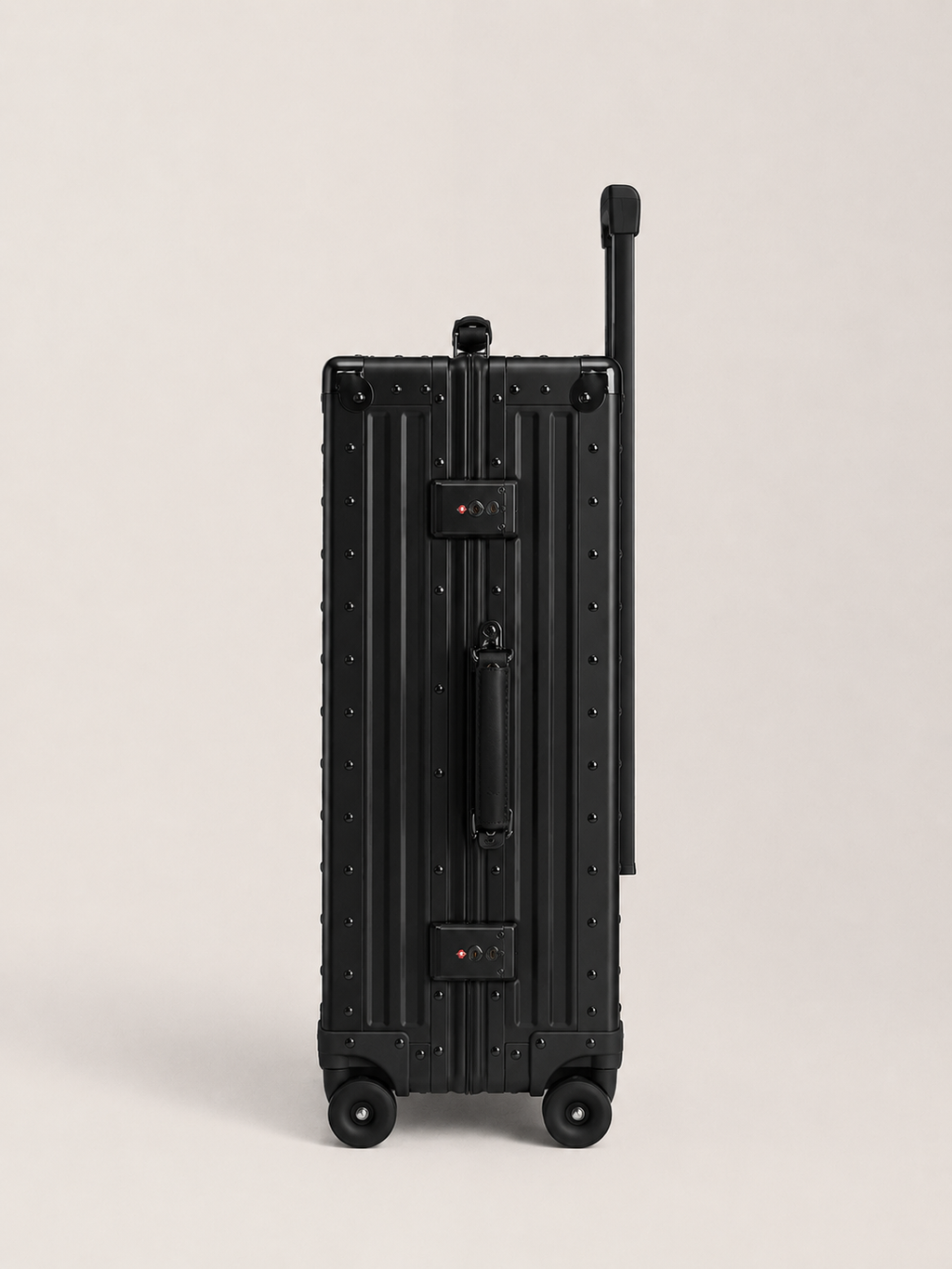 The Aluminum Carry-On Black