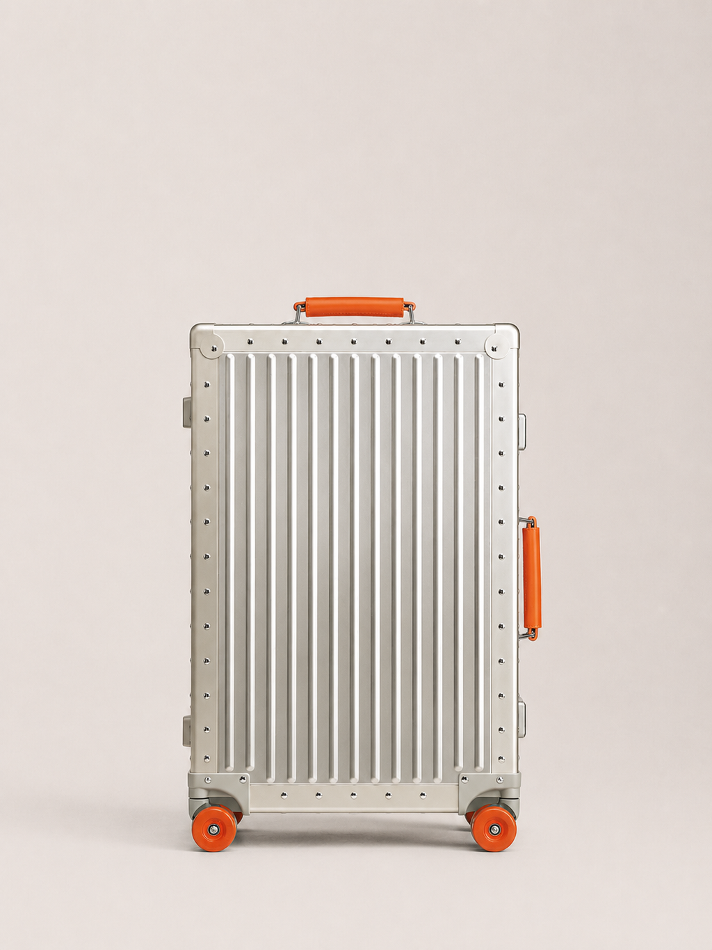 The Aluminum Carry-On Silver / Orange