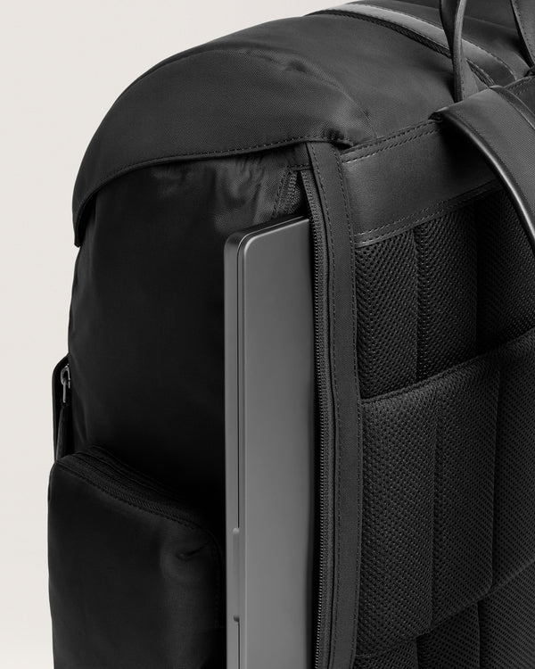 The Sonder Commuter Backpack Black